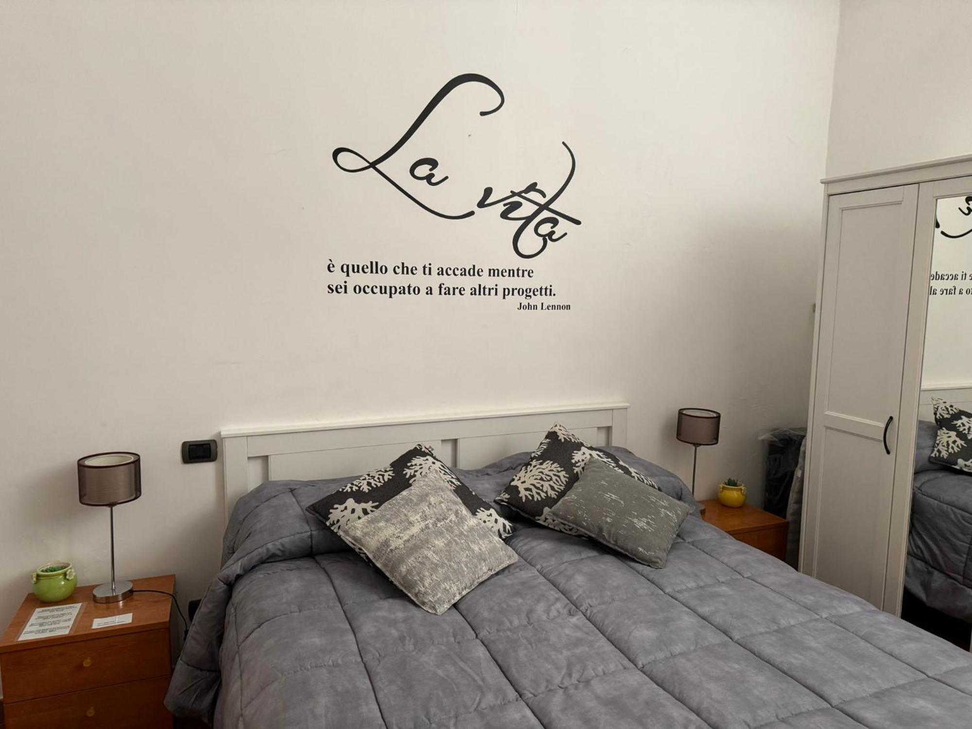 Casa Vacanze Mimi Cefalu Luaran gambar