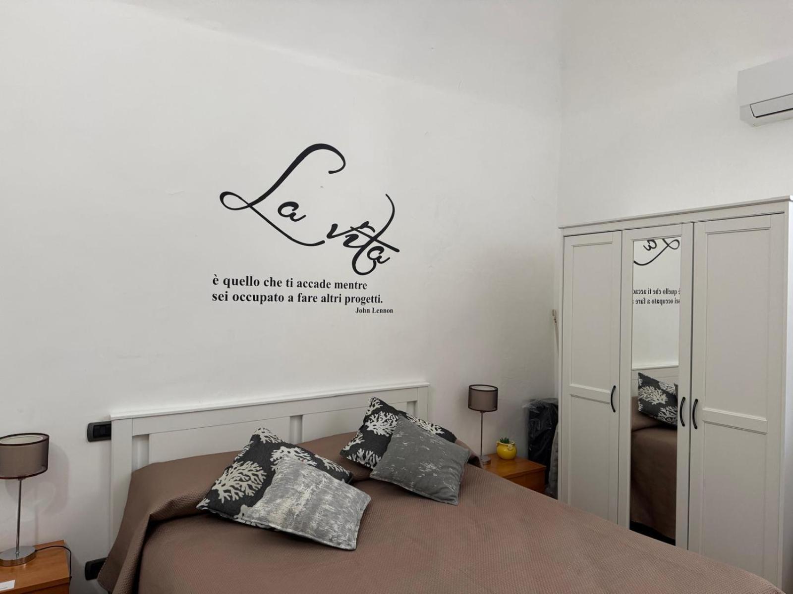 Casa Vacanze Mimi Cefalu Luaran gambar
