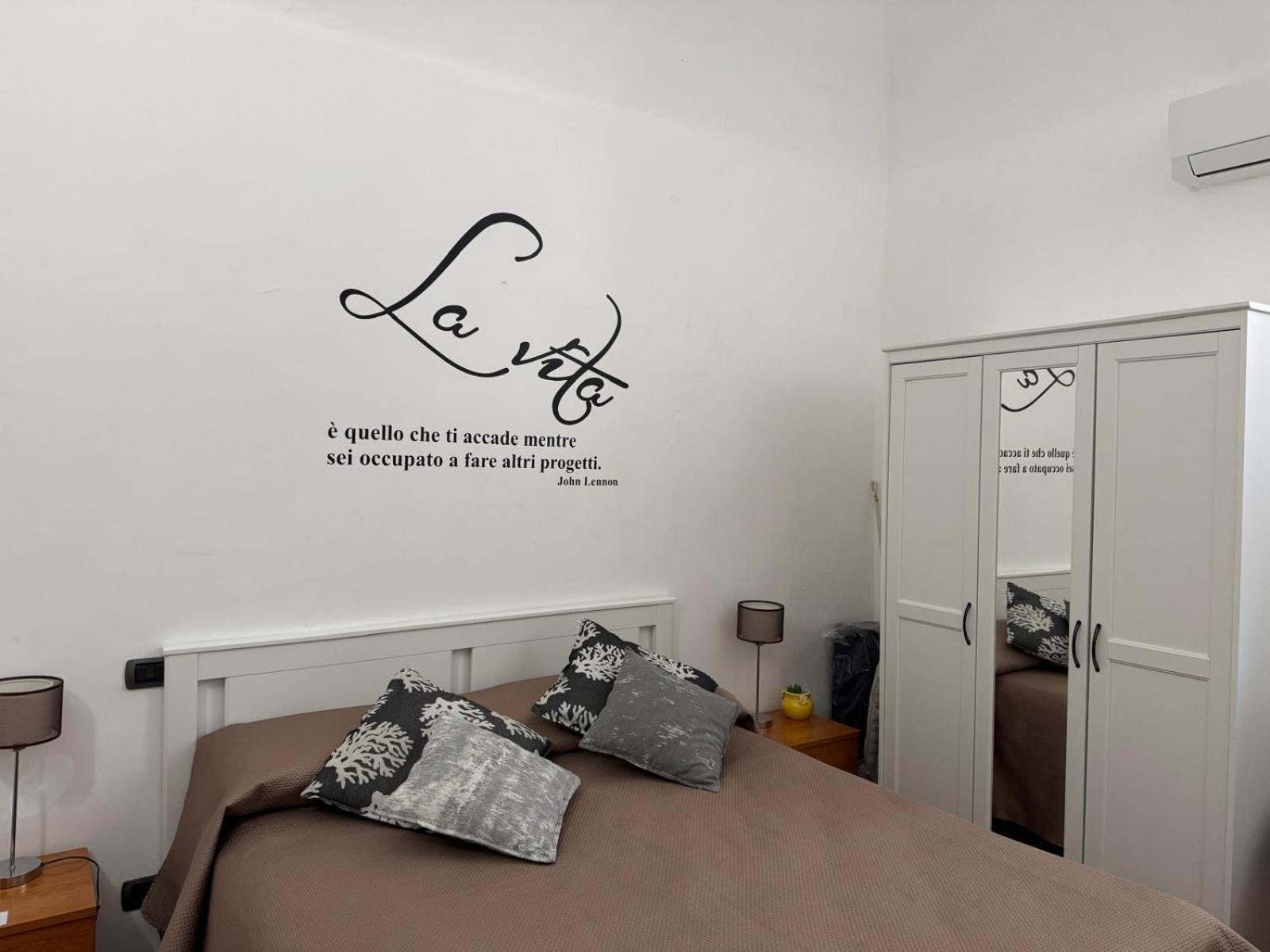 Casa Vacanze Mimi Cefalu Luaran gambar